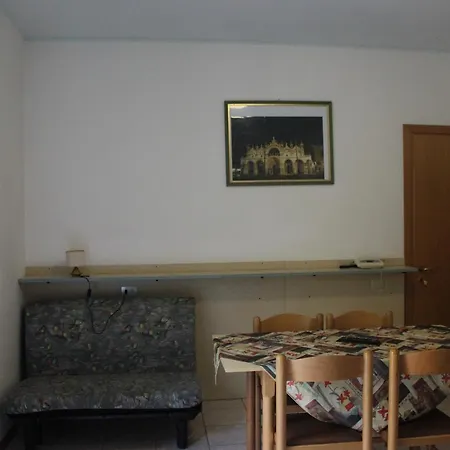 Apart Otel Beverly